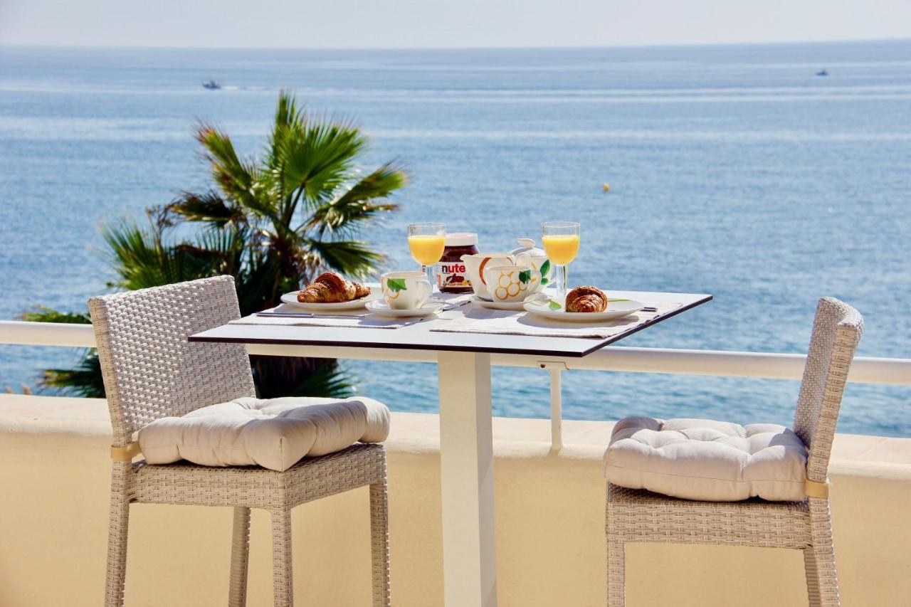 D12 Espectacular y moderno apartamento en primera línea - Estepona - Sinfonia del Mar Exterior foto